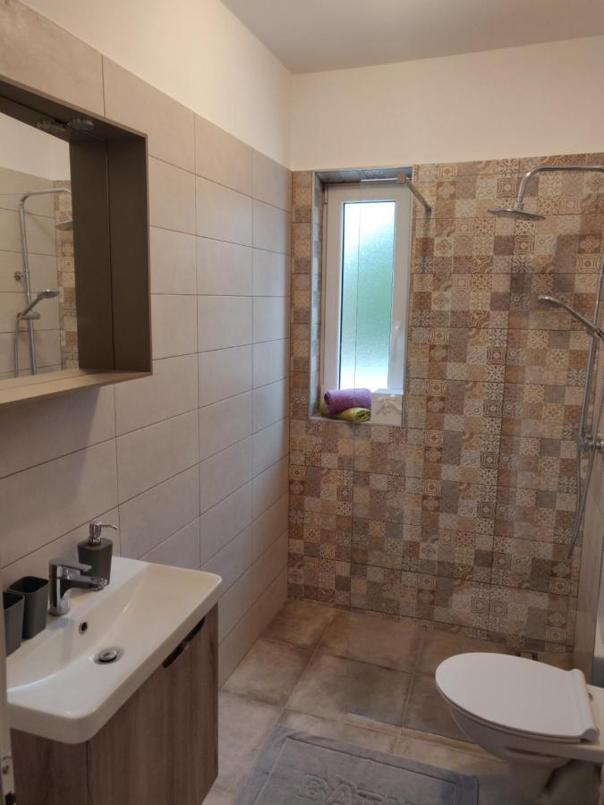 Apartment Lidija Krk Town Exterior photo