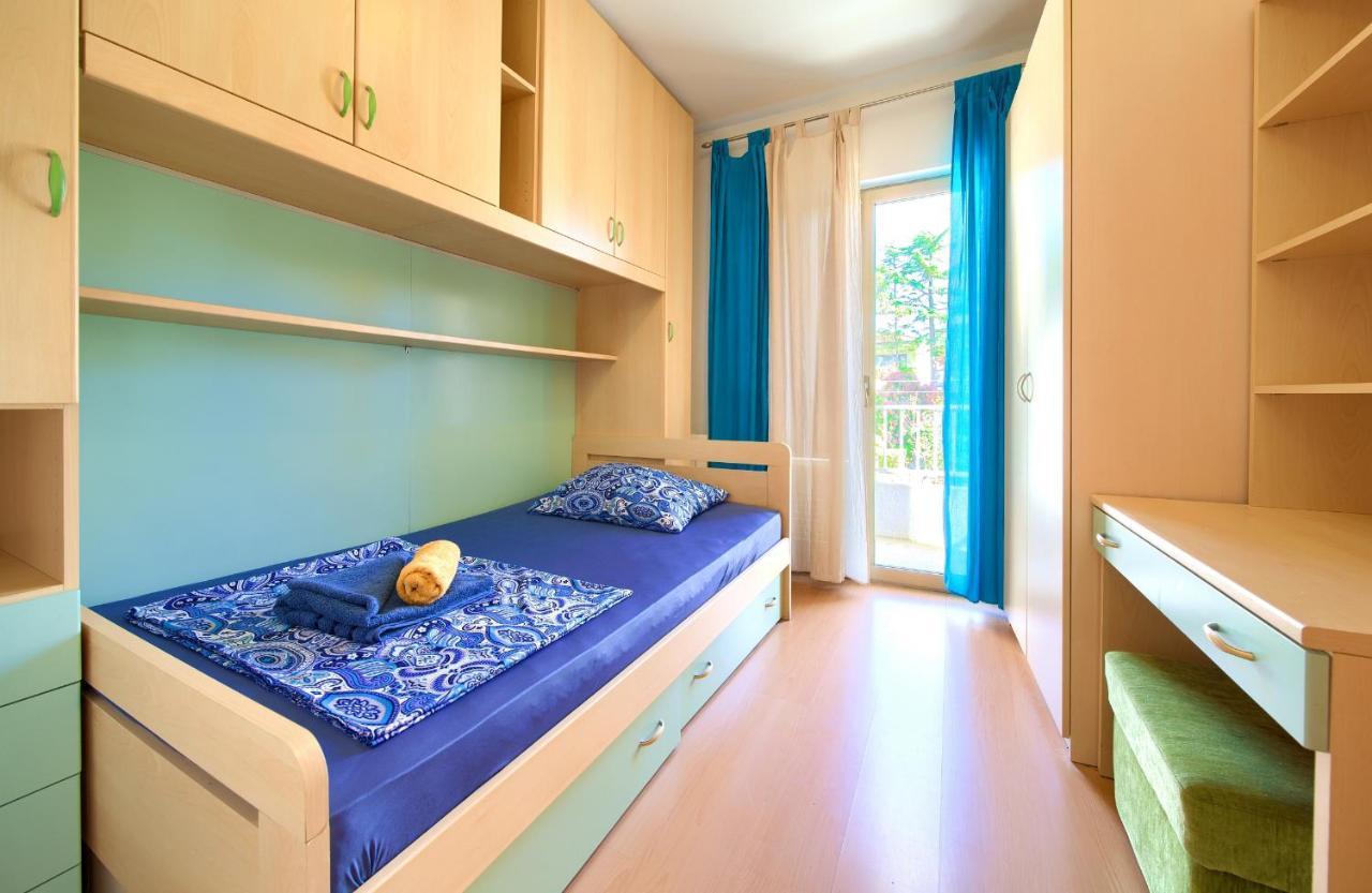 Apartment Lidija Krk Town Exterior photo
