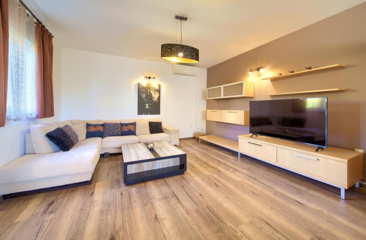 Apartment Lidija Krk Town Exterior photo