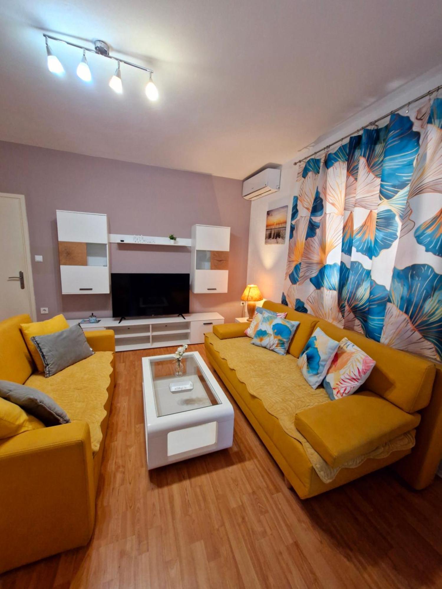 Apartment Lidija Krk Town Exterior photo